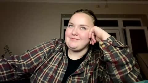 Snapshot of meganmouriss chatting on 1, 12, 2025 Megan online show from 1, 12, 2025