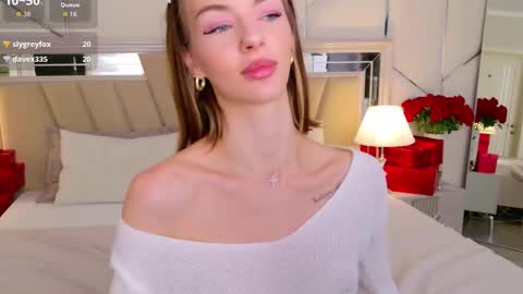 Snapshot of meganmouriss chatting on 4, 12, 2025 Megan online show from 4, 12, 2025