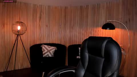 Snapshot of meganscottx chatting on 16, 6, 2026 Megan online show from 16, 6, 2026