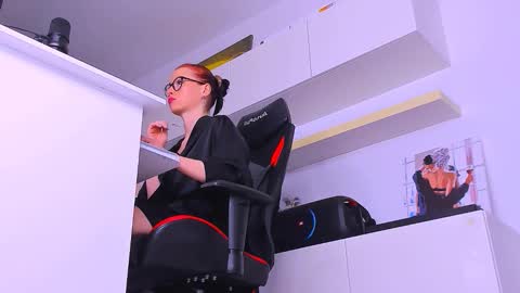 Snapshot of meganstones chatting on 13, 9, 2025 Megan online show from 13, 9, 2025