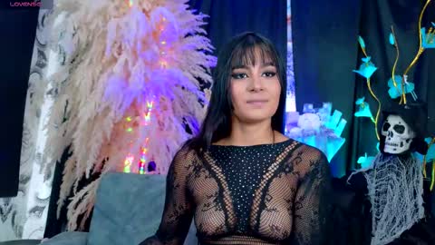 Snapshot of meganwolf1_ chatting on 19, 10, 2025 Megan online show from 19, 10, 2025