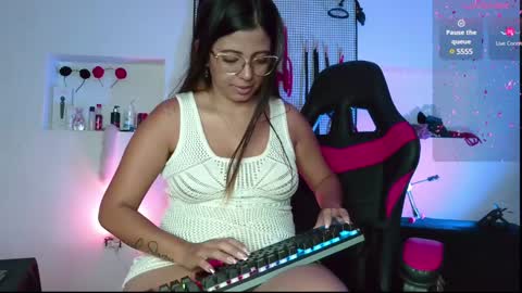 Snapshot of meggan_greey chatting on 20, 1, 2025 Your best slave online show from 20, 1, 2025