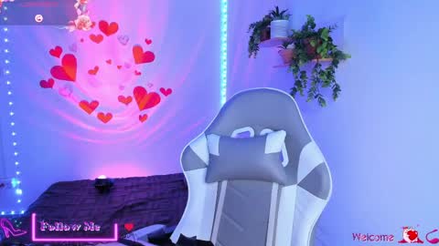 Snapshot of meggan_millerr chatting on 29, 4, 2026 online show from 29, 4, 2026