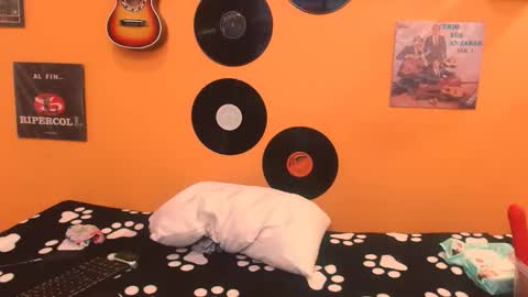 MEIS online show from 23, 11, 2025