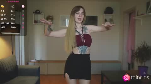 Snapshot of mel_collins chatting on 5, 7, 2026 MELANIE PVT ONLY 60TK PER MIN online show from 5, 7, 2026