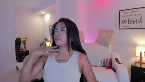 Snapshot of melan_owen chatting on 27, 7, 2026 melan_owen online show from 27, 7, 2026