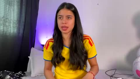 Snapshot of melani_bear chatting on 7, 7, 2026 MELANI online show from 7, 7, 2026