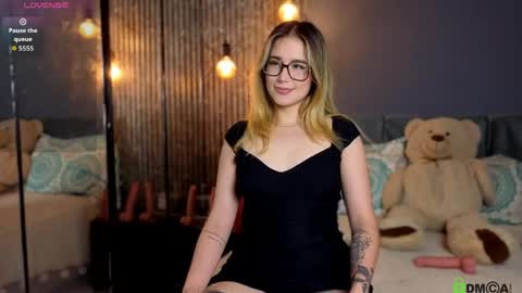 Melanie Baez online show from 20, 4, 2026