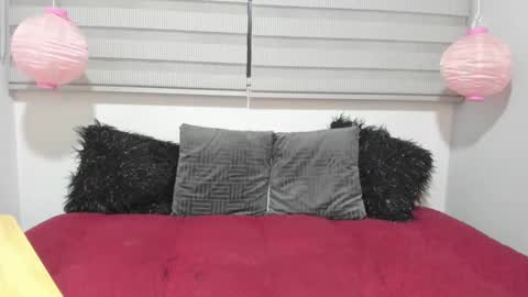 Melanie  online show from 3, 2, 2025