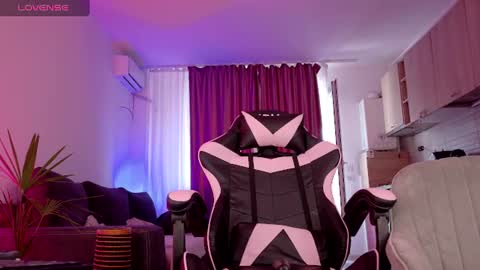 melanie_way online show from 15, 7, 2026