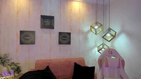 melaniegrayx online show from 4, 3, 2025