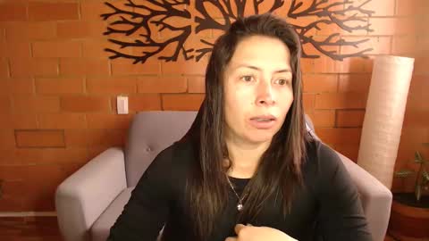 Melanny online show from 10, 10, 2025