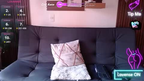 Snapshot of melany_27 chatting on 25, 11, 2025 Melany online show from 25, 11, 2025