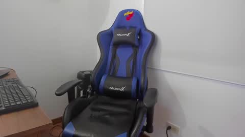 melany_arizaaa online show from 22, 1, 2025