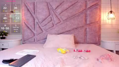 Snapshot of melany_heaven chatting on 9, 7, 2026 melany_heaven online show from 9, 7, 2026