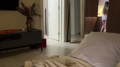 Snapshot of melanybunny chatting on 28, 12, 2024 Adel online show from 28, 12, 2024