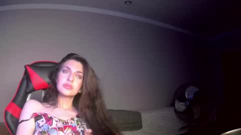 Snapshot of melena_caramel chatting on 3, 6, 2026 melena_caramel online show from 3, 6, 2026