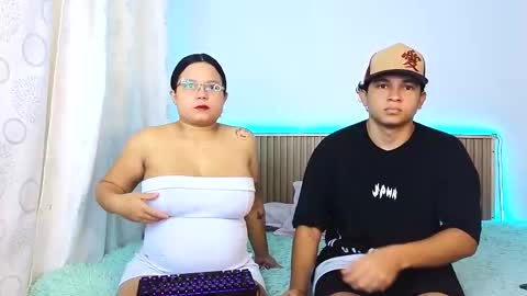 Meli And Sebas online show from 22, 11, 2025