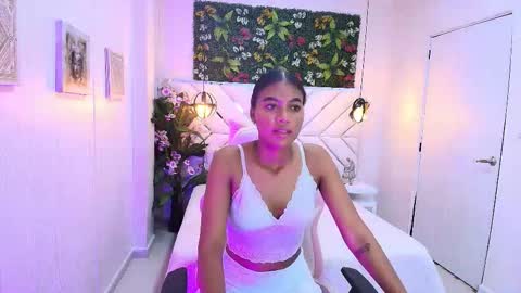 MELII EBONY online show from 22, 10, 2025