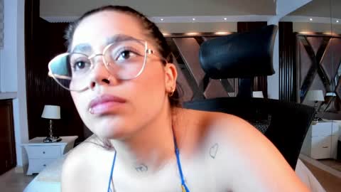 Snapshot of melisasotoo chatting on 21, 4, 2026 Melissa Everyday From 1430 to 2130 Col Time online show from 21, 4, 2026