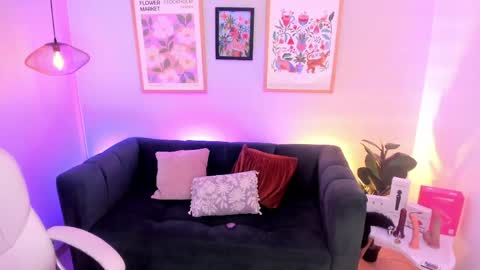 Melissa 3 online show from 12, 4, 2026