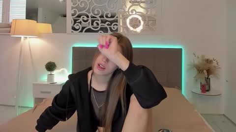 MelissaCrayzy online show from 19, 4, 2026