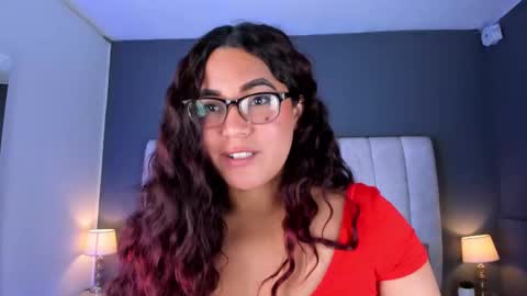 M E L I S S A  online show from 11, 3, 2025