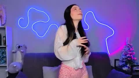 mellhyees online show from 15, 1, 2026