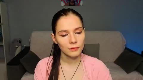 Snapshot of mellhyees chatting on 4, 3, 2026 mellhyees online show from 4, 3, 2026