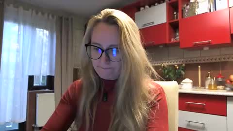 Melly online show from 22, 10, 2025