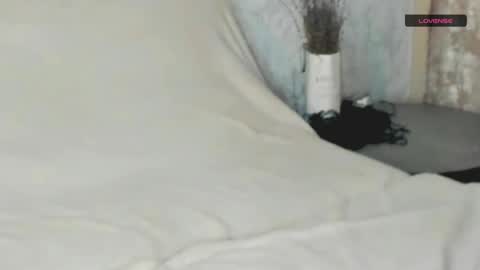 MelMooon online show from 12, 12, 2024