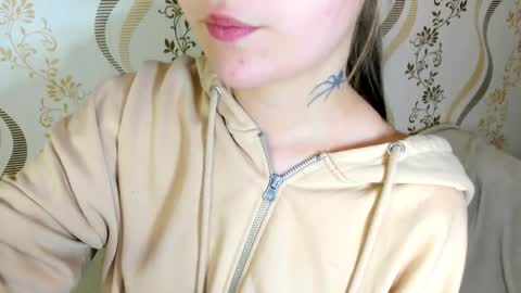 MelMooon online show from 28, 9, 2025