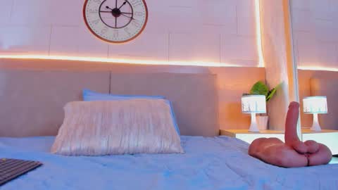 Snapshot of meloddy_rose chatting on 2, 3, 2026 Melody online show from 2, 3, 2026