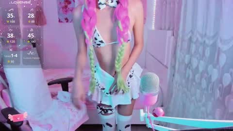 Snapshot of melody_e00 chatting on 29, 11, 2025 Elizabeth online show from 29, 11, 2025