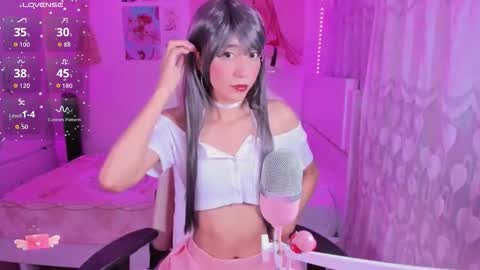 Snapshot of melody_e00 chatting on 30, 11, 2025 Elizabeth online show from 30, 11, 2025