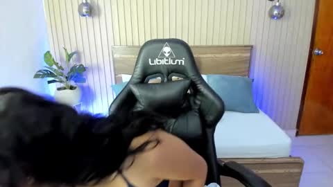 Melody  online show from 8, 1, 2025