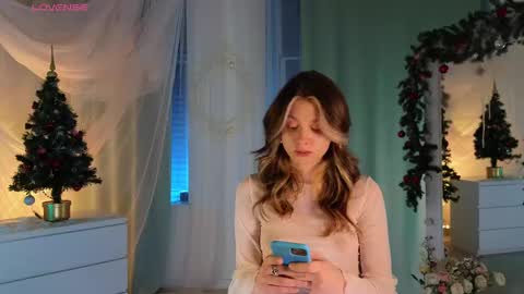 Snapshot of melodykey_x chatting on 30, 12, 2024 melody online show from 30, 12, 2024