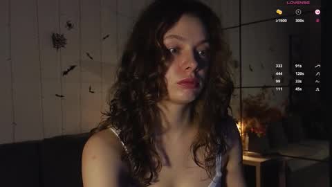 Snapshot of melodykey_x chatting on 20, 10, 2025 melody online show from 20, 10, 2025