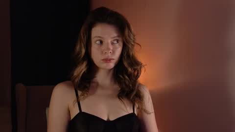 Snapshot of melodykey_x chatting on 30, 10, 2025 melody online show from 30, 10, 2025