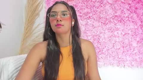 Snapshot of melodymoore_ chatting on 2, 2, 2026 Melody online show from 2, 2, 2026