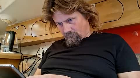 men10_12_1983 online show from 26, 9, 2025