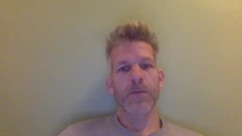 Snapshot of men2024again chatting on 20, 4, 2026 Andres online show from 20, 4, 2026