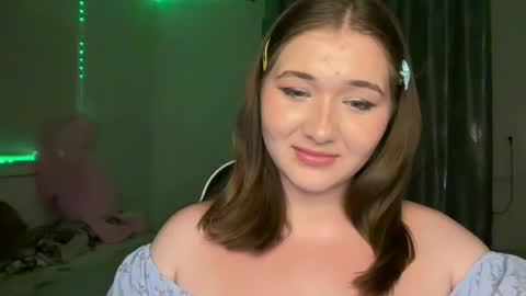 Snapshot of meow_claws chatting on 9, 7, 2026 Kitten online show from 9, 7, 2026