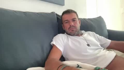 Snapshot of mercedes190d chatting on 19, 7, 2026 Mercedes190d online show from 19, 7, 2026