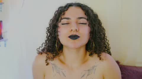 Merida Bell online show from 20, 12, 2024