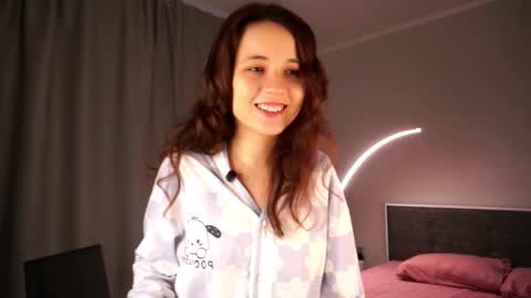 Monika online show from 1, 11, 2025