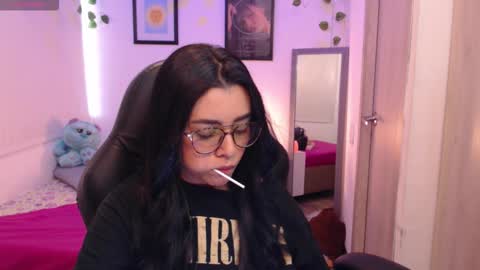 Merilyn  online show from 7, 10, 2025