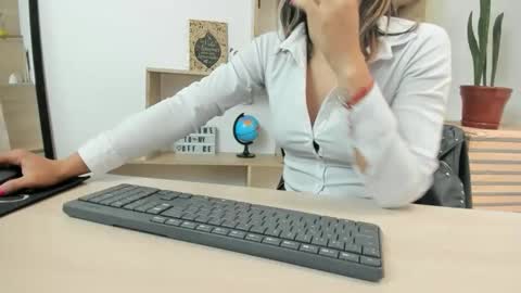 Merlina online show from 17, 11, 2025