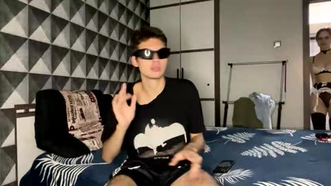 Snapshot of merycouple chatting on 4, 10, 2025 Johnny and Hailey online show from 4, 10, 2025