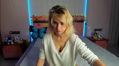 merymidnight online show from 2, 10, 2025